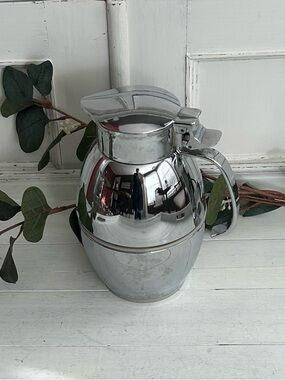 Mikasa Polished Silver Stainless Steel Coffee Carafe